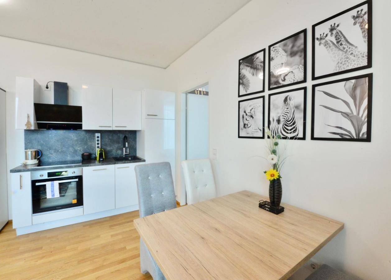 Apartament Skyscraper-Feeling With Parking Nearby Wiedeń Zewnętrze zdjęcie