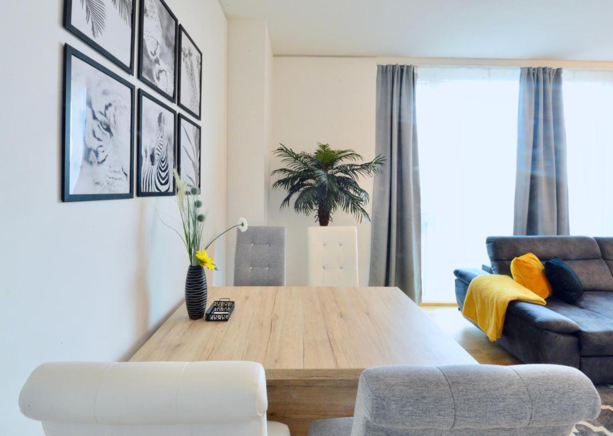 Apartament Skyscraper-Feeling With Parking Nearby Wiedeń Zewnętrze zdjęcie